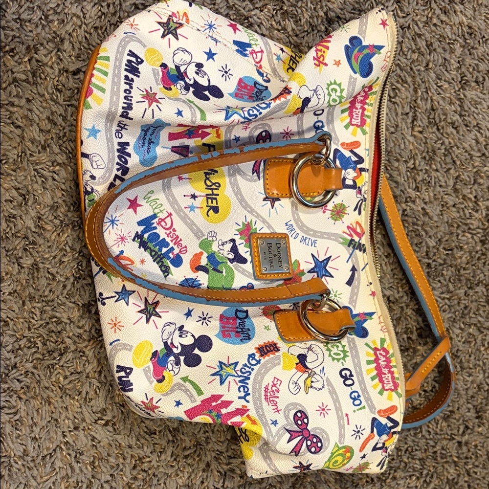 Dooney & Bourke Disney Inaugural Dopey leather Bag with white Leather